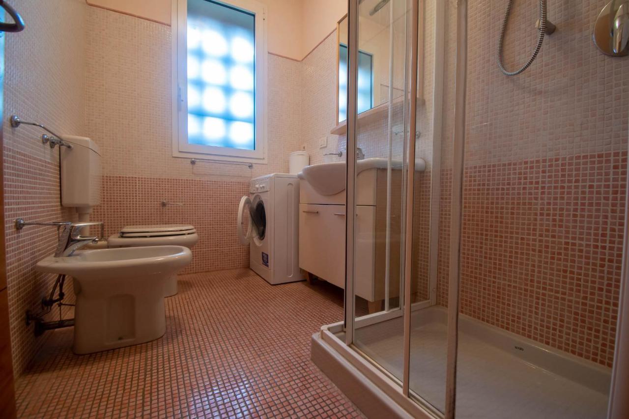 Lato Soleggiato @Gardazzurro Apartman Padenghe sul Garda Kültér fotó