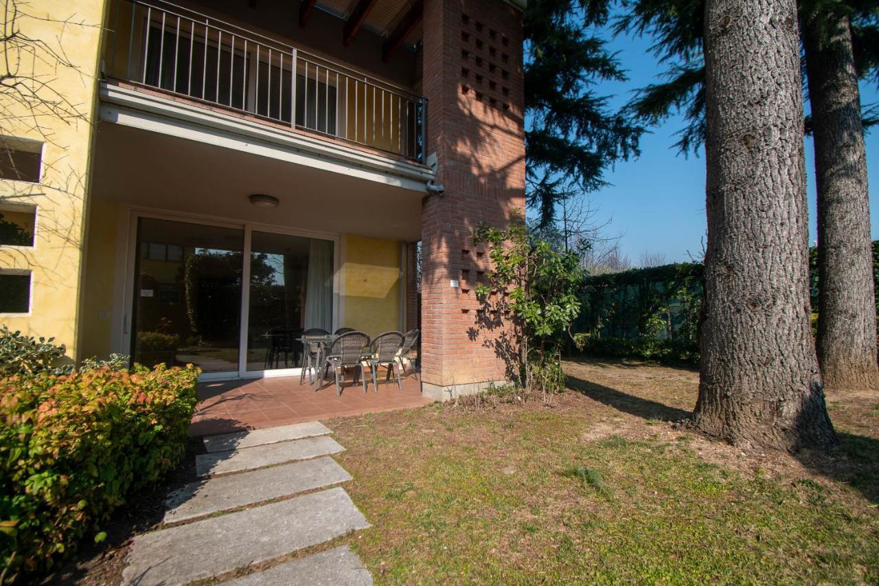 Lato Soleggiato @Gardazzurro Apartman Padenghe sul Garda Kültér fotó