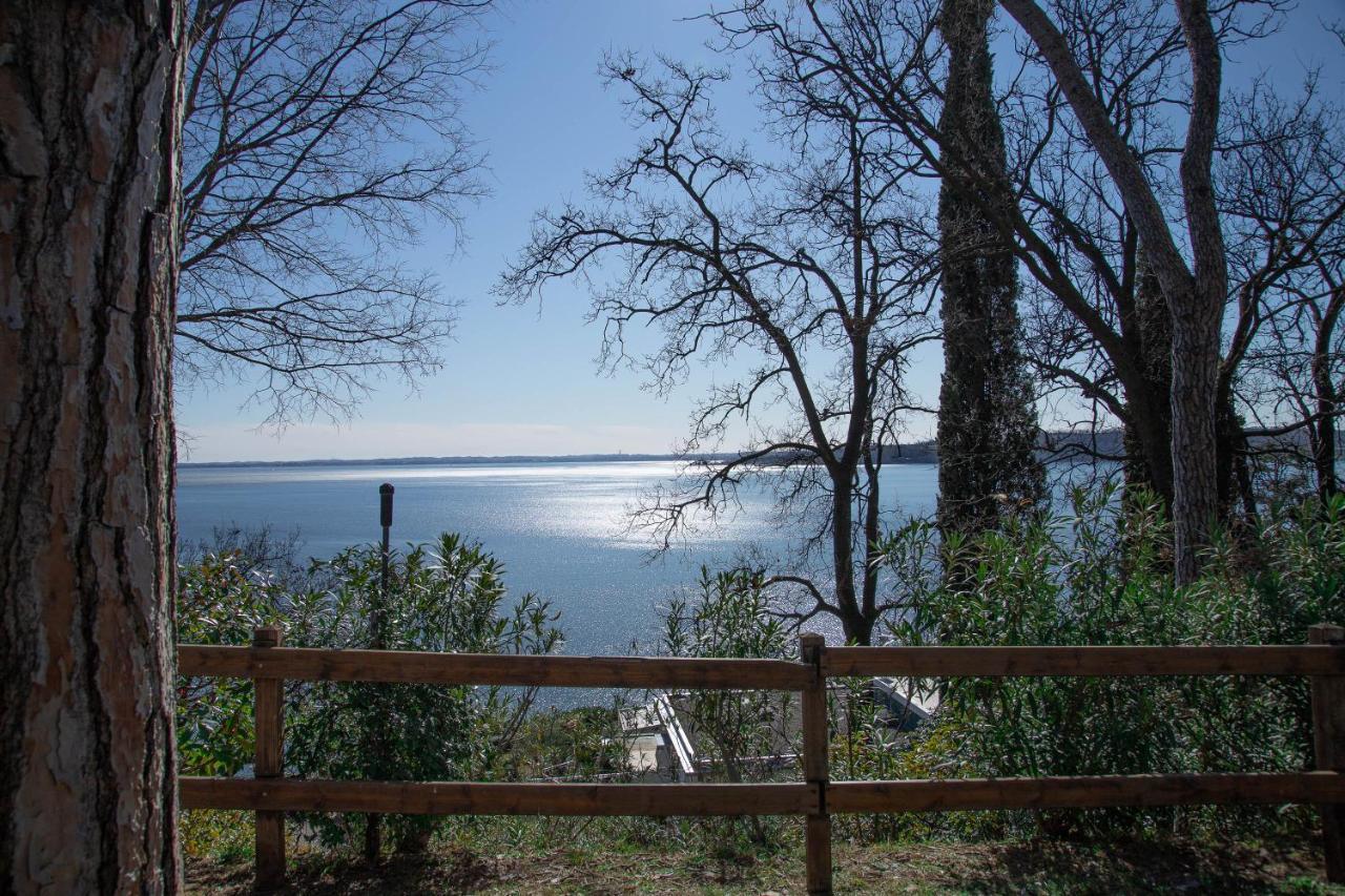 Lato Soleggiato @Gardazzurro Apartman Padenghe sul Garda Kültér fotó